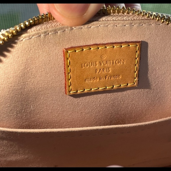 Louis Vuitton Alma BB - Picture 6 of 10